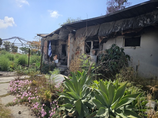 Rebuilding Kibbutz Kissufim